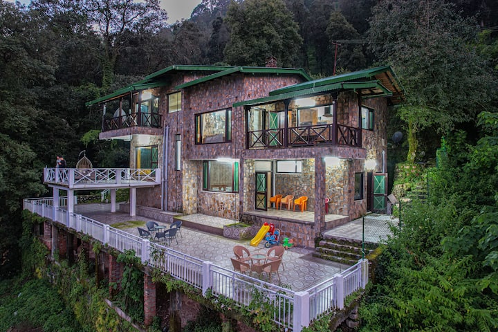 Cherish And Honisha - Bhimtal