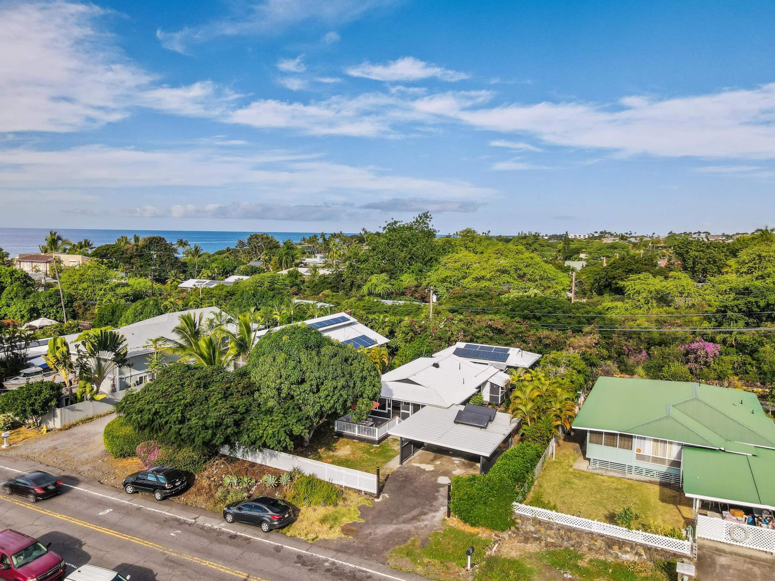Home in Kailua-Kona · ★4.99 · 2 bedrooms · 2 beds · 1 private bath - Image 34