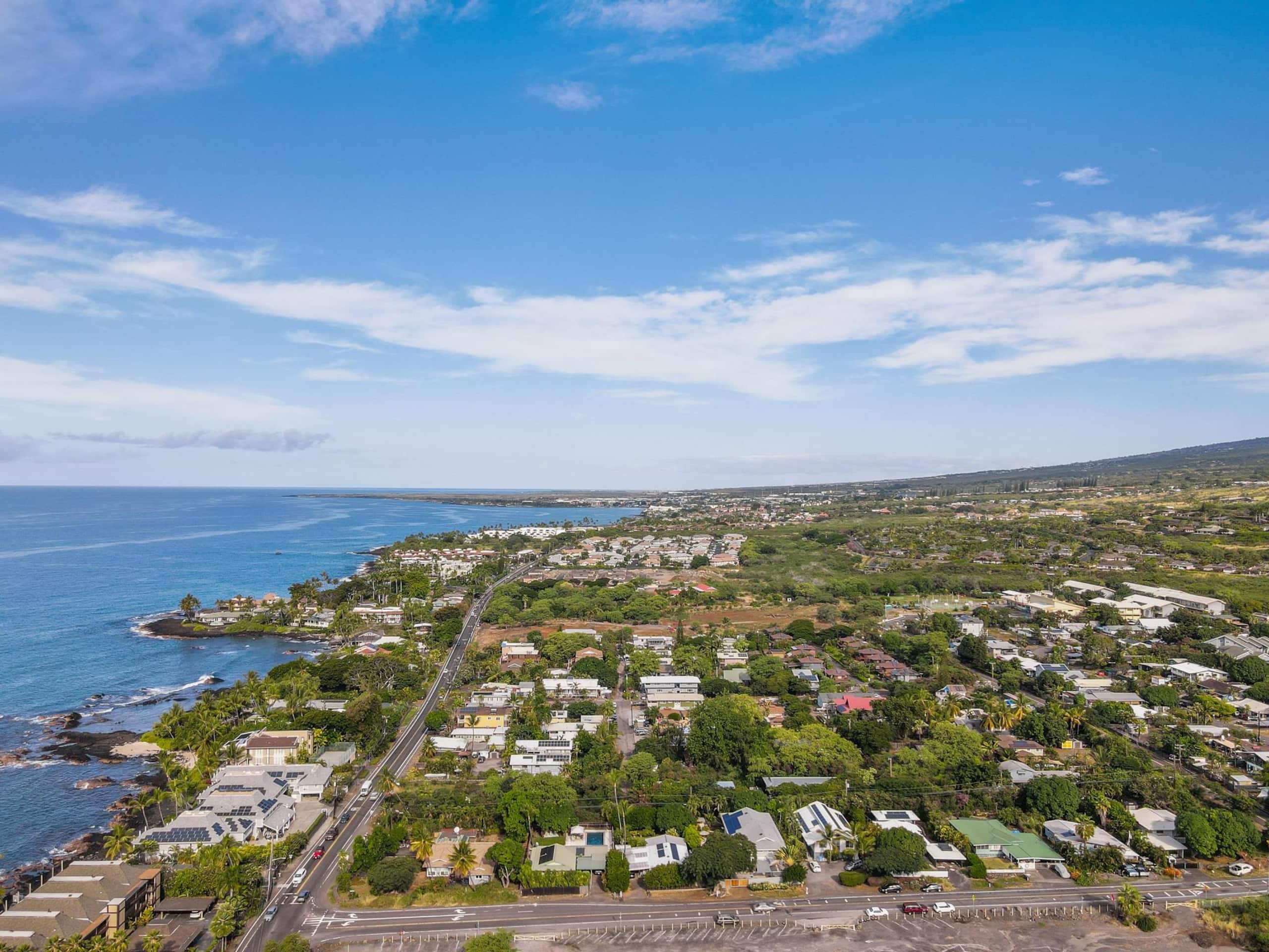 Home in Kailua-Kona · ★4.99 · 2 bedrooms · 2 beds · 1 private bath - Image 35