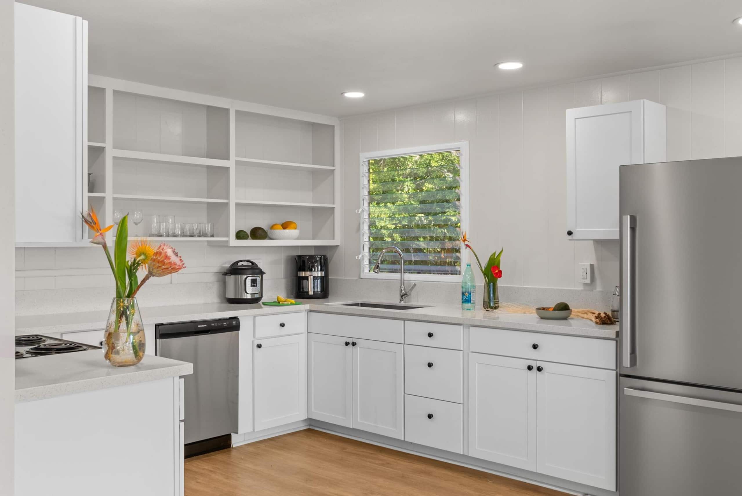 Home in Kailua-Kona · ★4.99 · 2 bedrooms · 2 beds · 1 private bath - Image 7