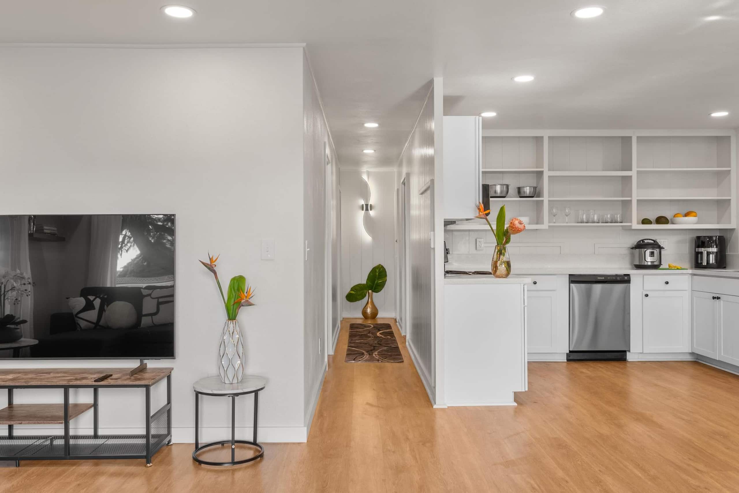 Home in Kailua-Kona · ★4.99 · 2 bedrooms · 2 beds · 1 private bath - Image 9