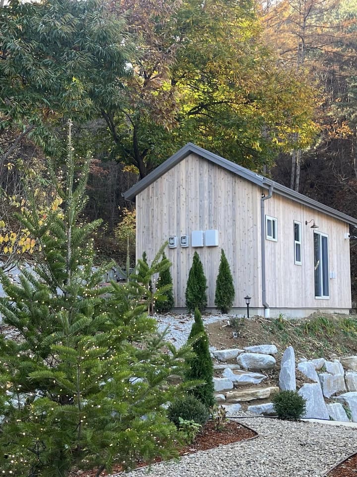 Onltyownly Forest View Hut