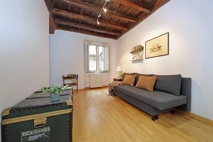 Cozy Apartment Rione Monti gallery image 3