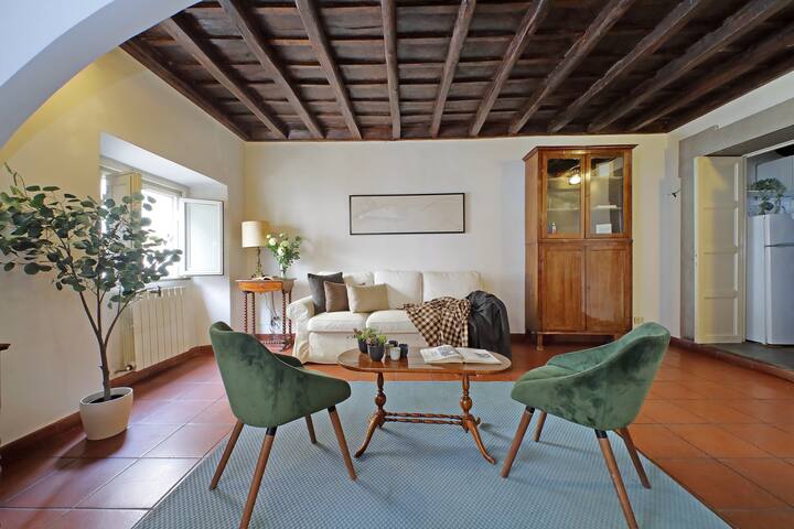 Cozy Apartment Rione Monti gallery image 5
