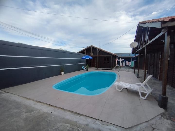 Casa Em Condominio Com Piscina Em Matinhos - 01 - Matinhos