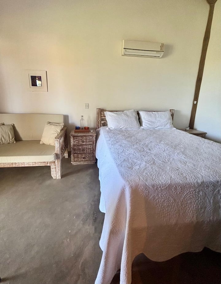 საძინებელი 4