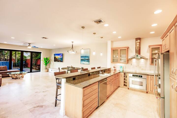 3Story/RooftopTerrace/HeatedPool gallery image 5