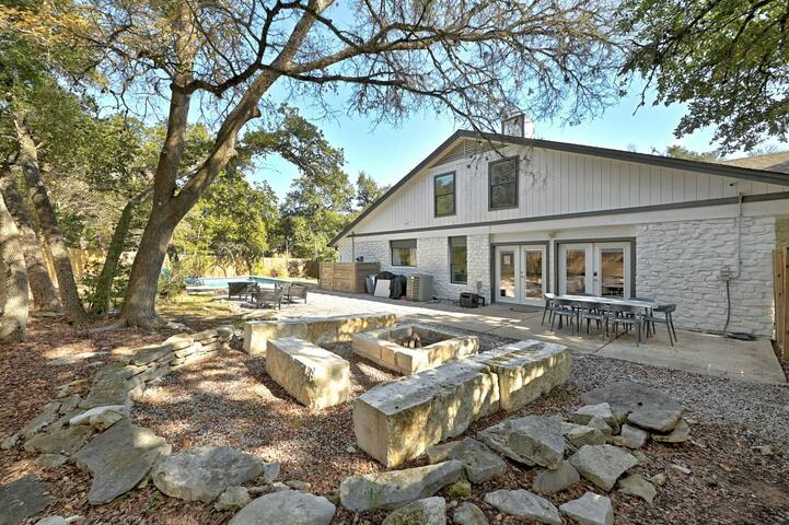 NEW* Hill Country Oasis wt Cool Pool & Fire-pit gallery image 2