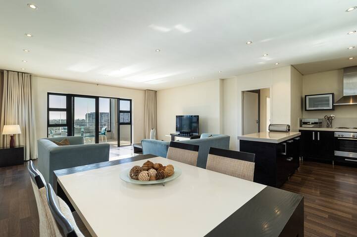 Skyline Serenity: Knightsbridge gallery image 2