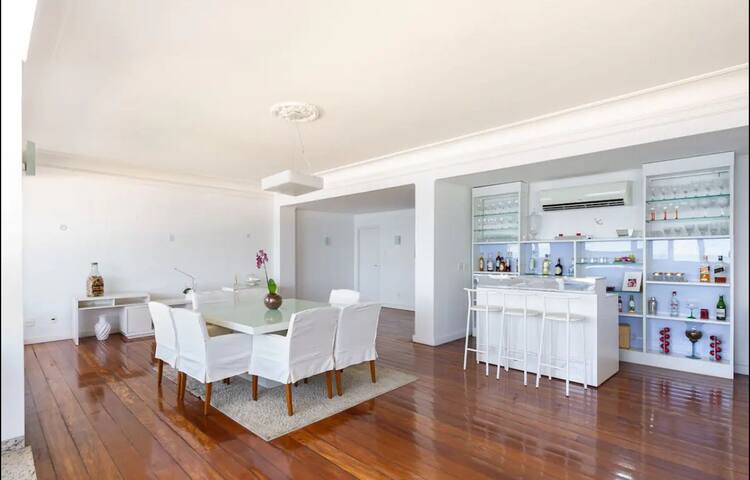 Apartamento de luxo Frente p/ Praia de Copacabana gallery image 4