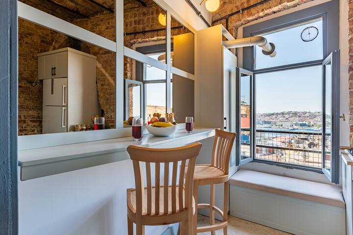 Bright Bosphorus w/360* Sea View, 3BR @Galata gallery image 5