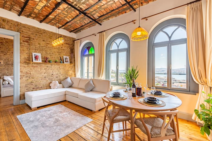 Bright Bosphorus w/360* Sea View, 3BR @Galata