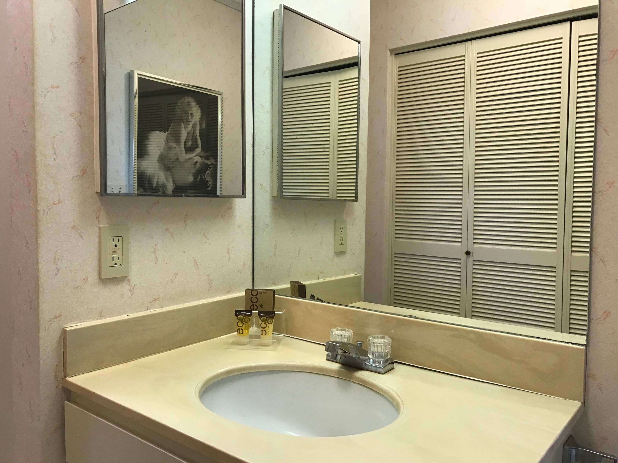 Condo in Lahaina · ★4.67 · 3 bedrooms · 4 beds · 3 baths - Image 28