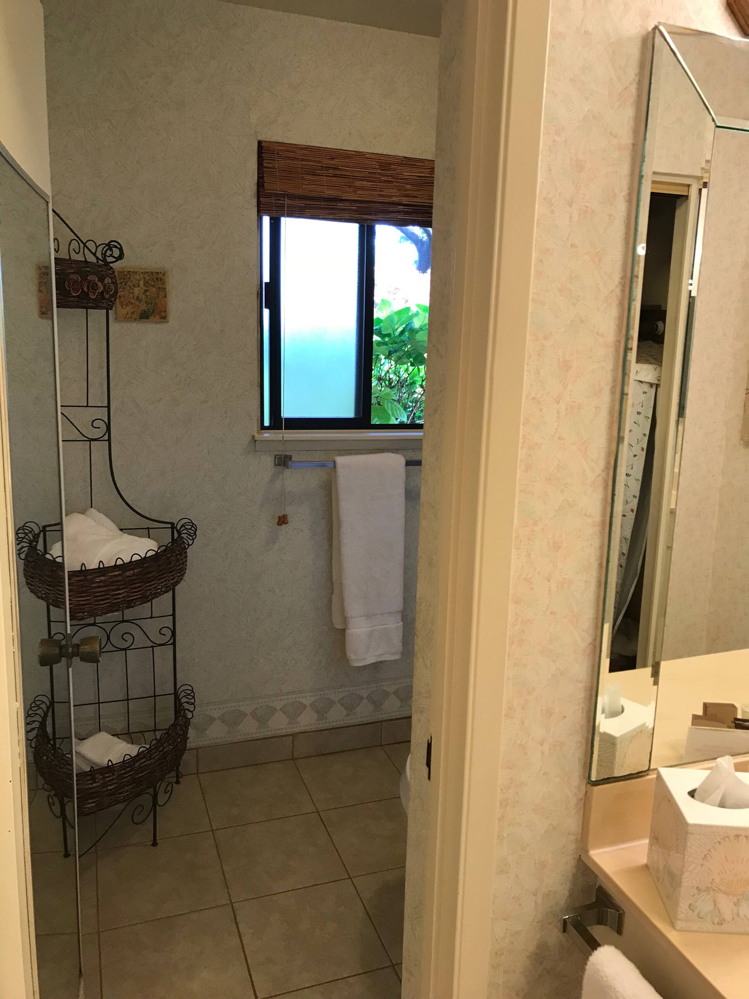 Condo in Lahaina · ★4.67 · 3 bedrooms · 4 beds · 3 baths - Image 30