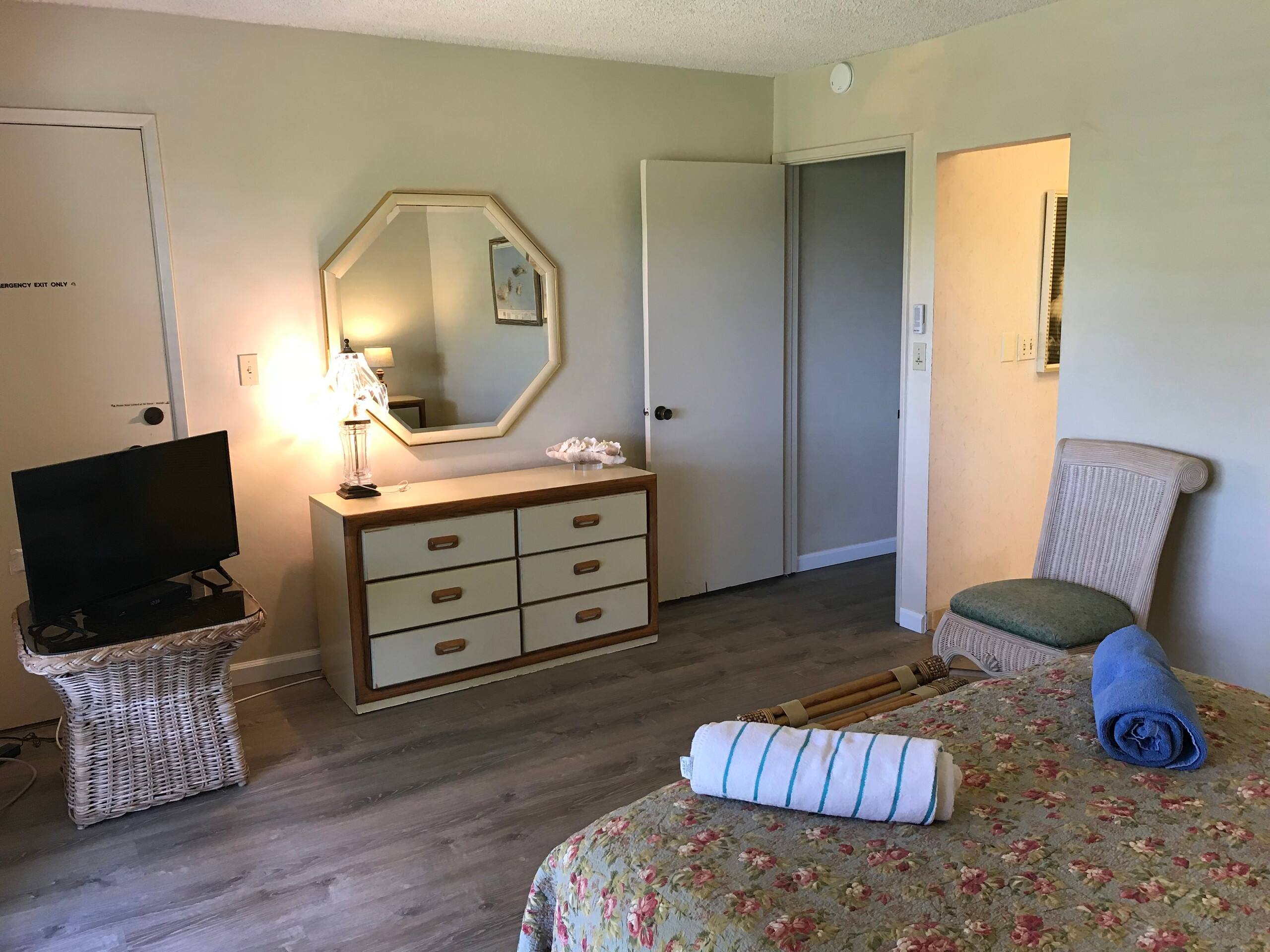 Condo in Lahaina · ★4.67 · 3 bedrooms · 4 beds · 3 baths - Image 17