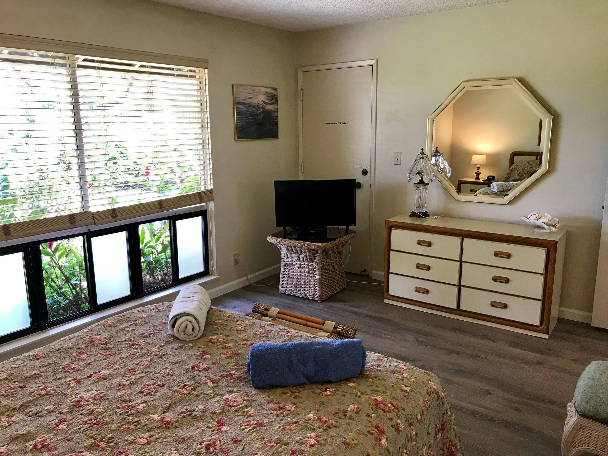 Condo in Lahaina · ★4.67 · 3 bedrooms · 4 beds · 3 baths - Image 16