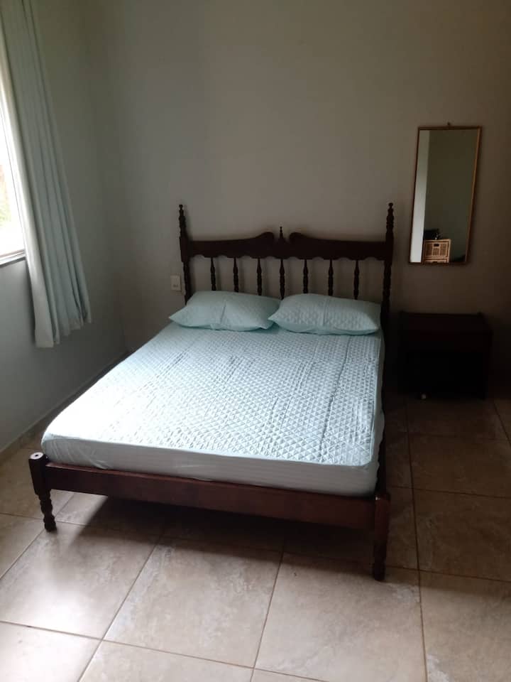 საძინებელი 4