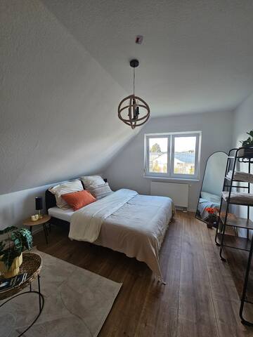 Big Group – Cozy House and free parking gallery image 2