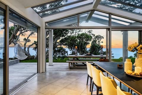 Luxury Beachfront Home with Unrivalled Sea Views