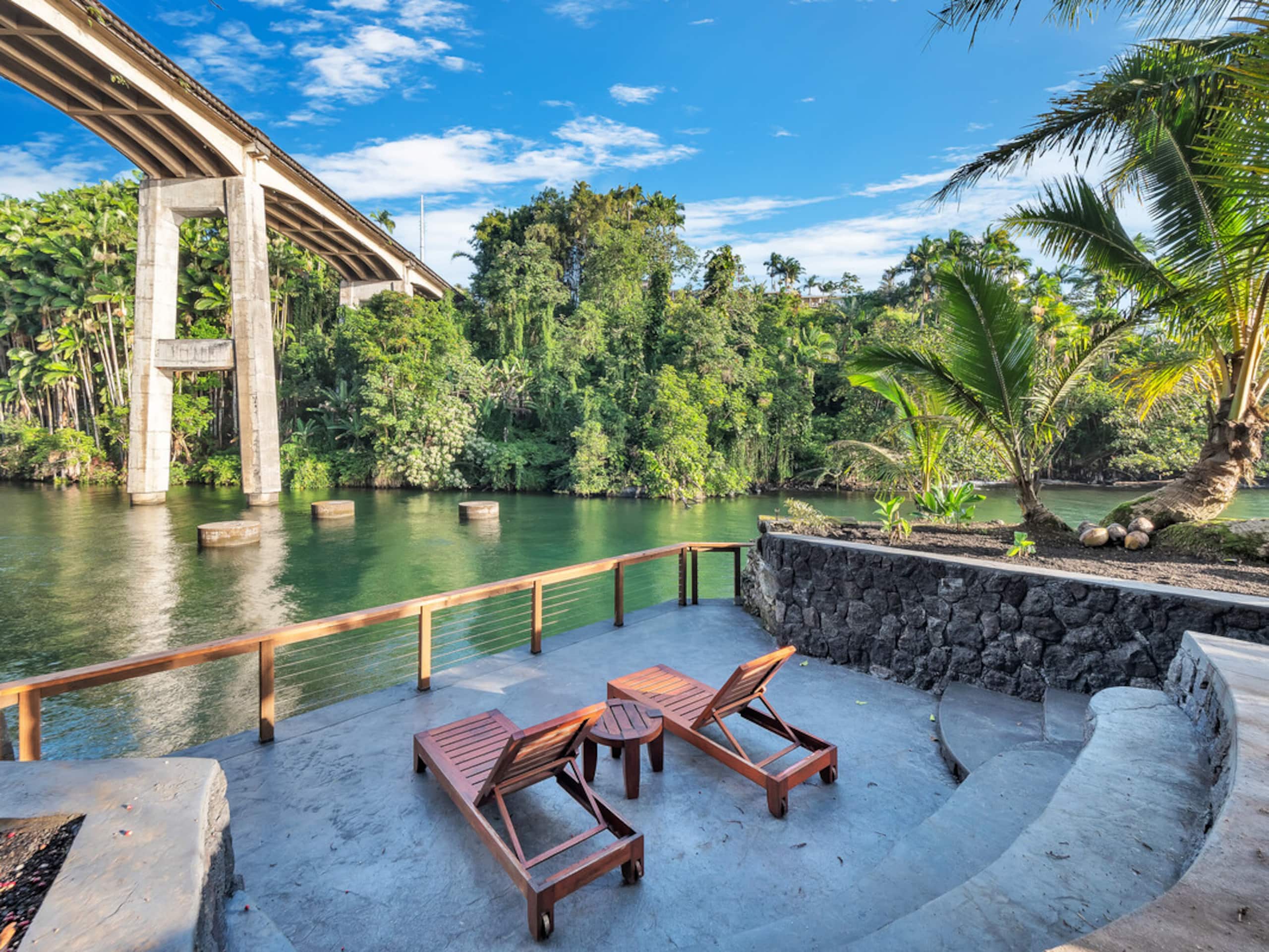 Home in Hilo · ★4.97 · 3 bedrooms · 4 beds · 3.5 baths - Image 3