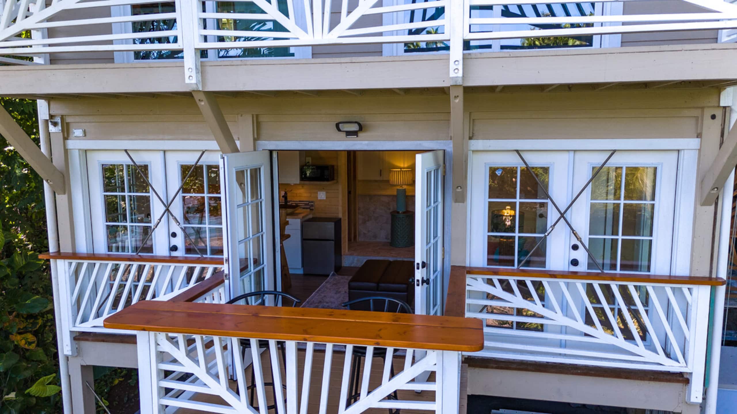Home in Hilo · ★4.97 · 3 bedrooms · 4 beds · 3.5 baths - Image 63
