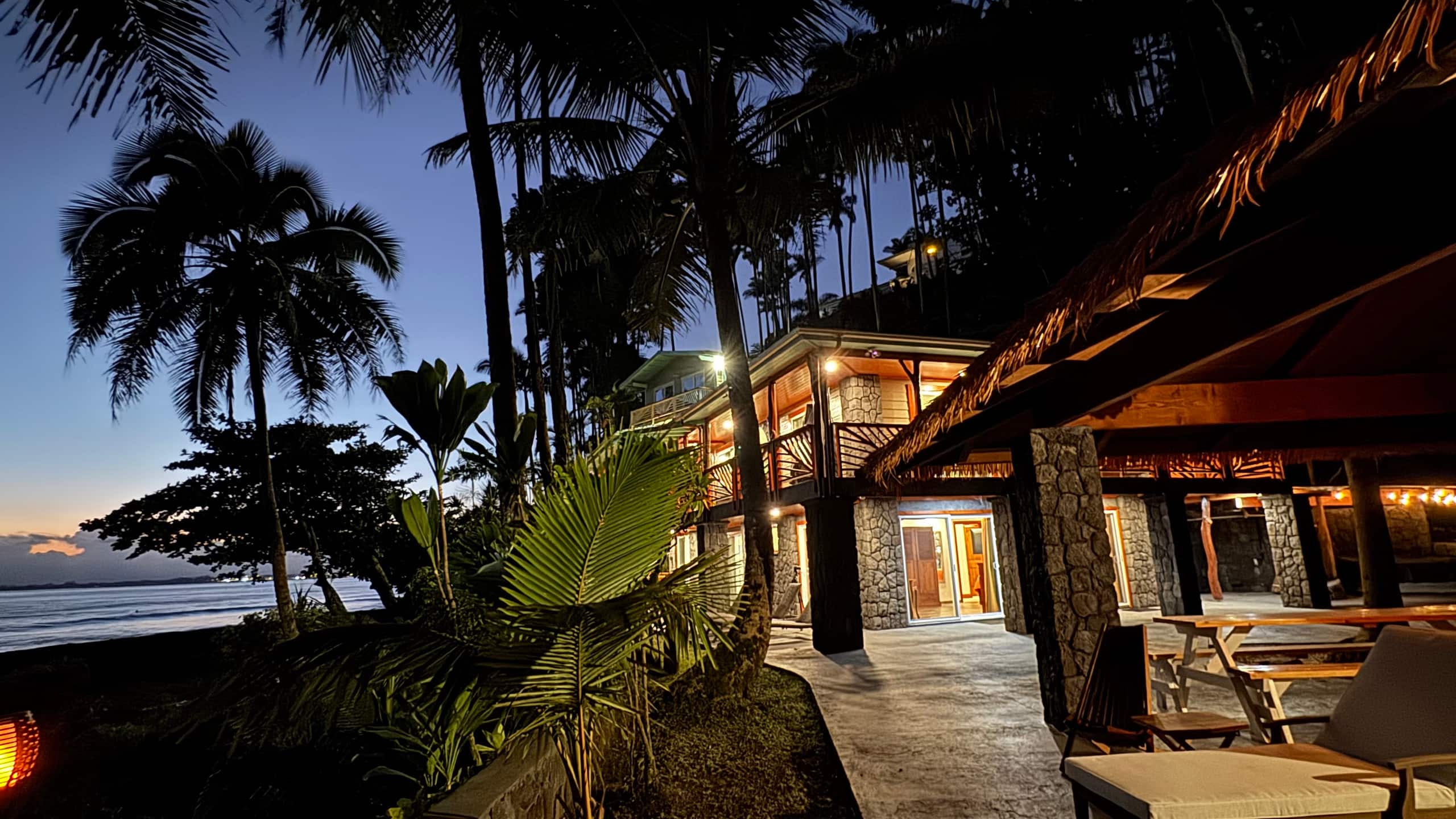 Home in Hilo · ★4.97 · 3 bedrooms · 4 beds · 3.5 baths - Image 75
