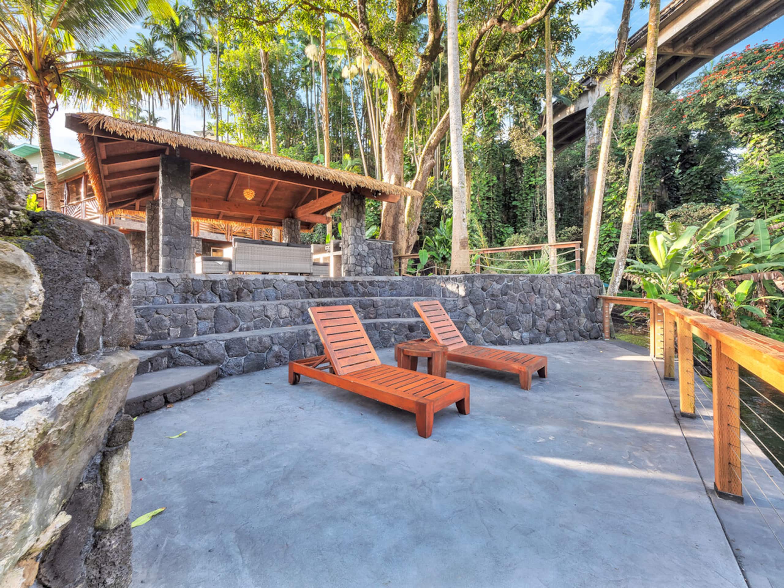 Home in Hilo · ★4.97 · 3 bedrooms · 4 beds · 3.5 baths - Image 31