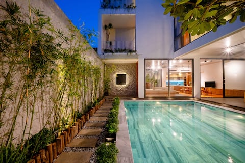 Sila Prana 8BR Pool Villa Da Nang