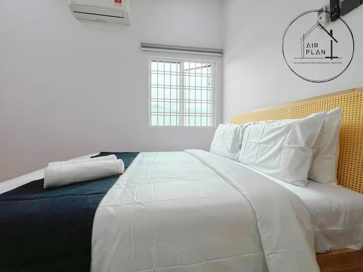 Vista del interior: Dormitorio 2 con 1 cama tamaño queen