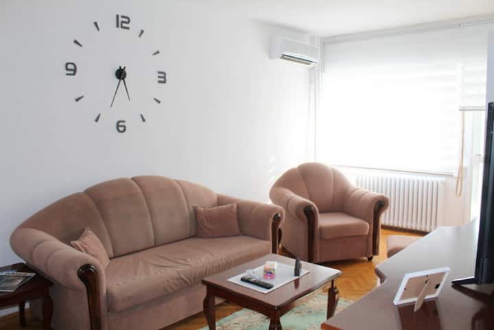 Tenminutestocenter Apartment - Belgrado