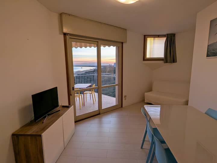 (Seafront) Apt 2bedr + View [Auricsuites] - Lignano Sabbiadoro