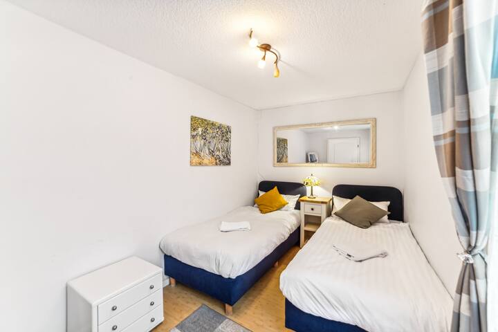 2 единечни кревета 90x200