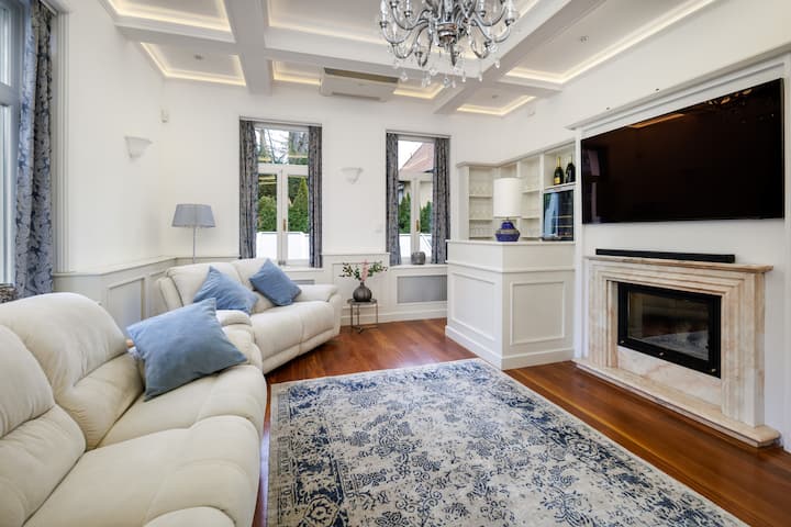 Uhu Villa (750 M2) - Budapest - Budapest