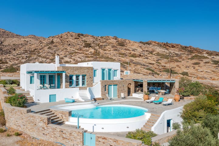 Magganari View Villa