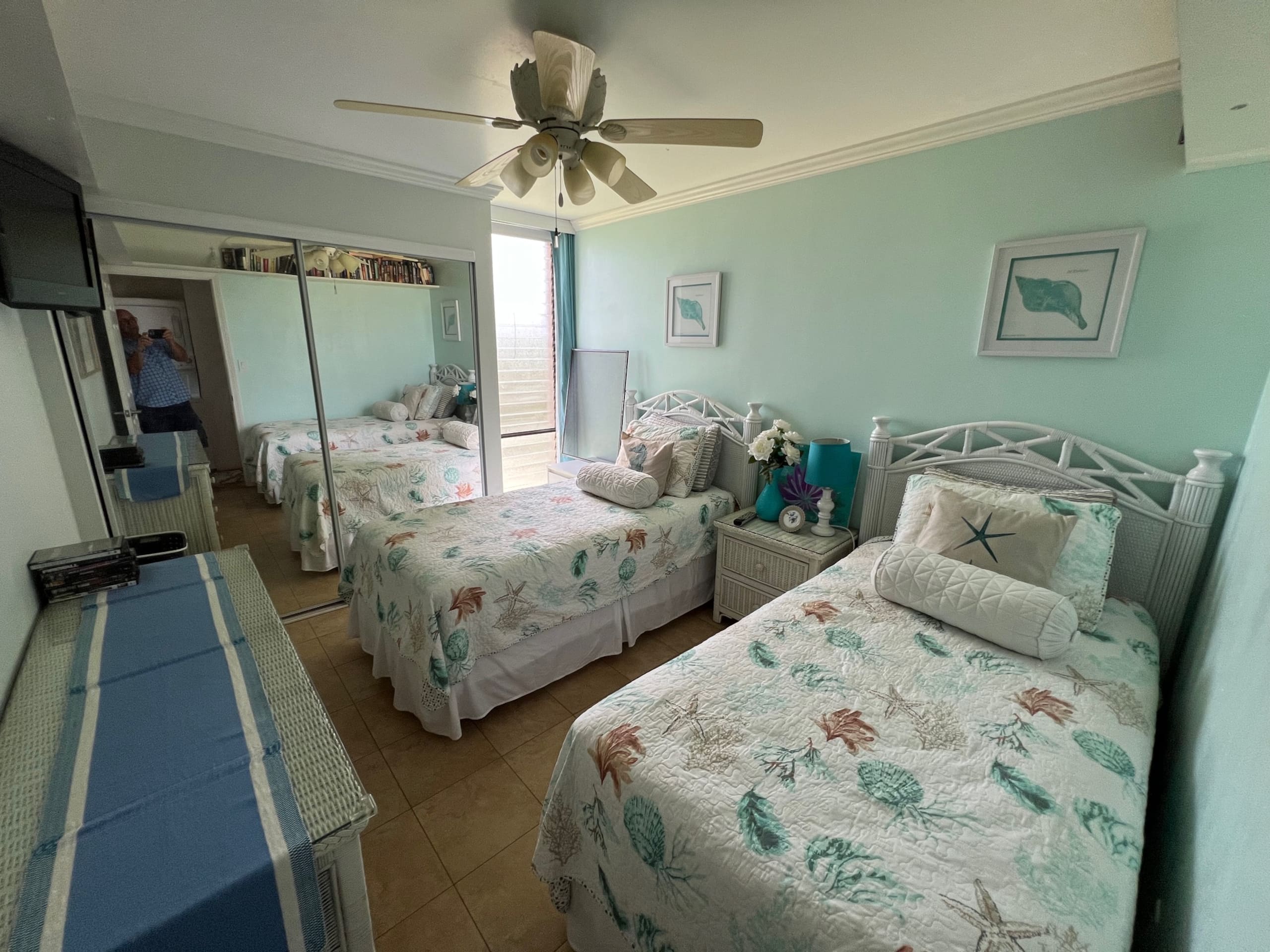 Condo in Kihei · ★5.0 · 2 bedrooms · 3 beds · 1 private bath - Image 13