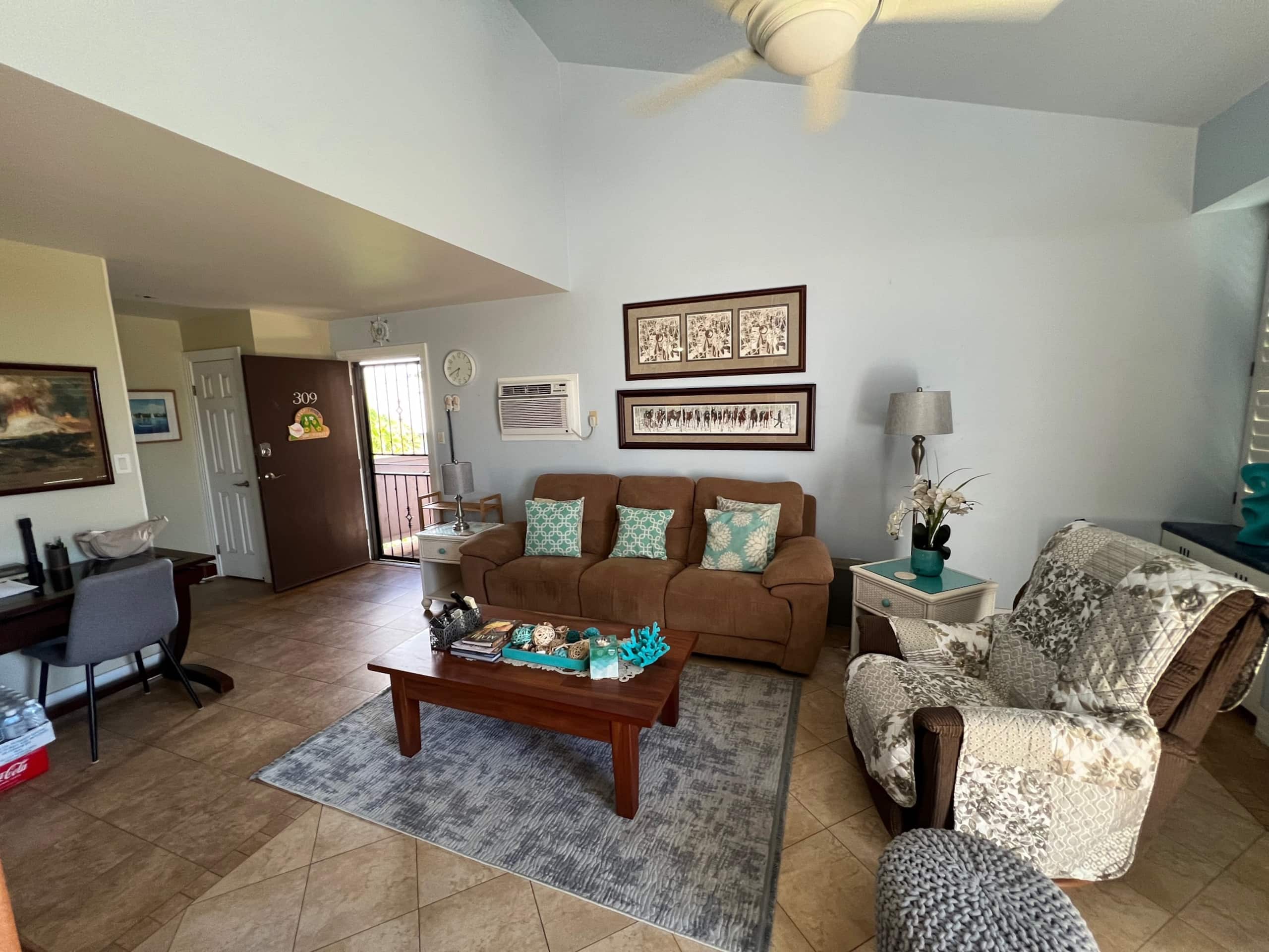 Condo in Kihei · ★5.0 · 2 bedrooms · 3 beds · 1 private bath - Image 4