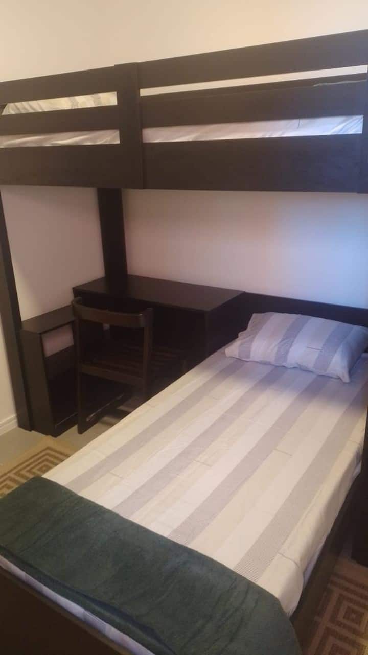 Dhomë gjumi 2
