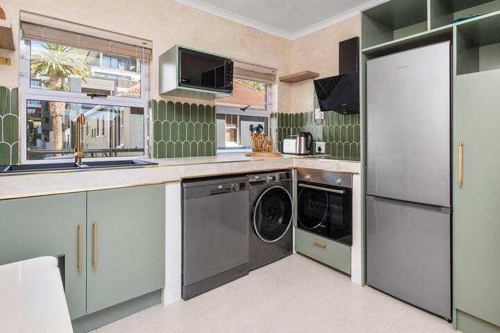 Coastal Comfort by the Promenade gallery image 5