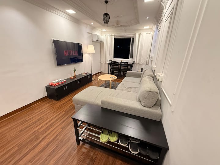 Elite Suite 2 - Premium 2bhk - Lokhandwala - Mumbai