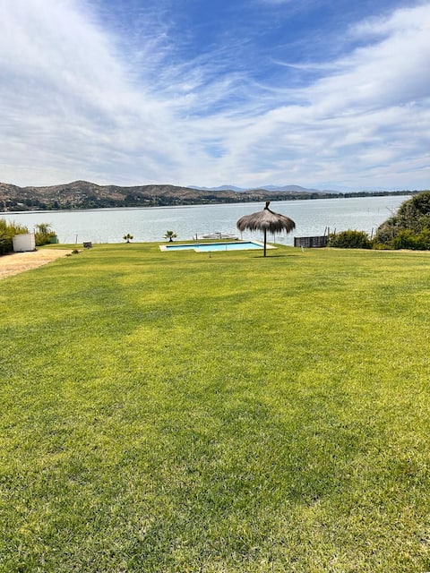 House on the shores of Lake Rapel