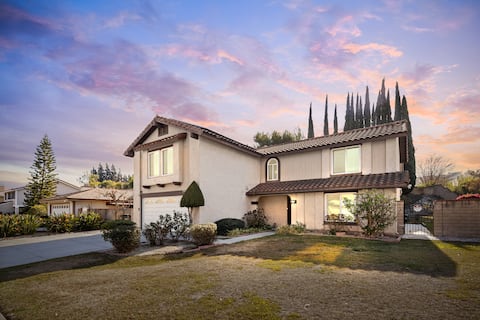 5700SF Family Retreat|Near Disney|8B8B w/ 6 Suites