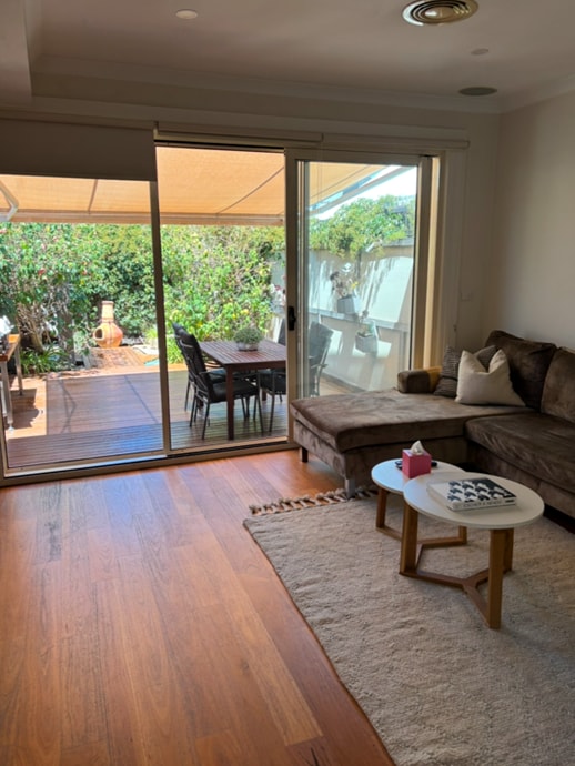 Top Airbnb: Timeless Richmond Classic with parking in Richmond