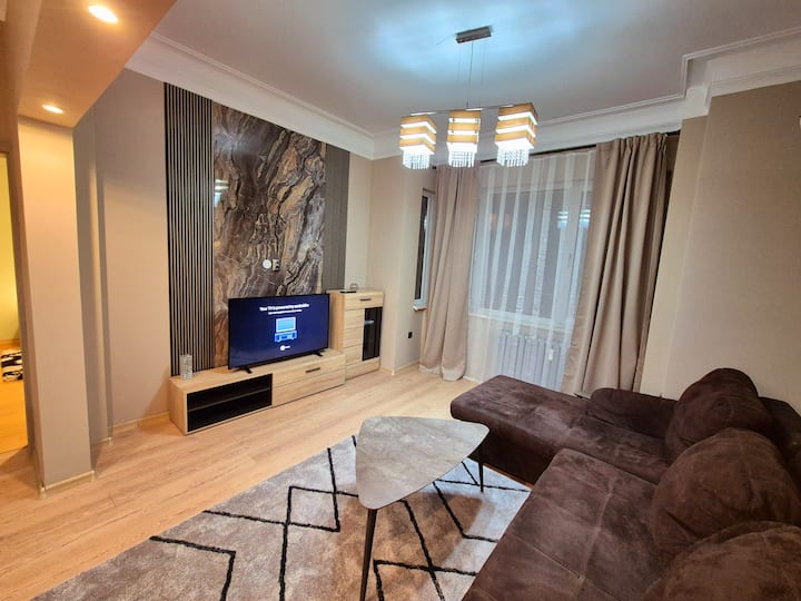 Botev's Finest 3br By Bulgarianhomes - Szófia