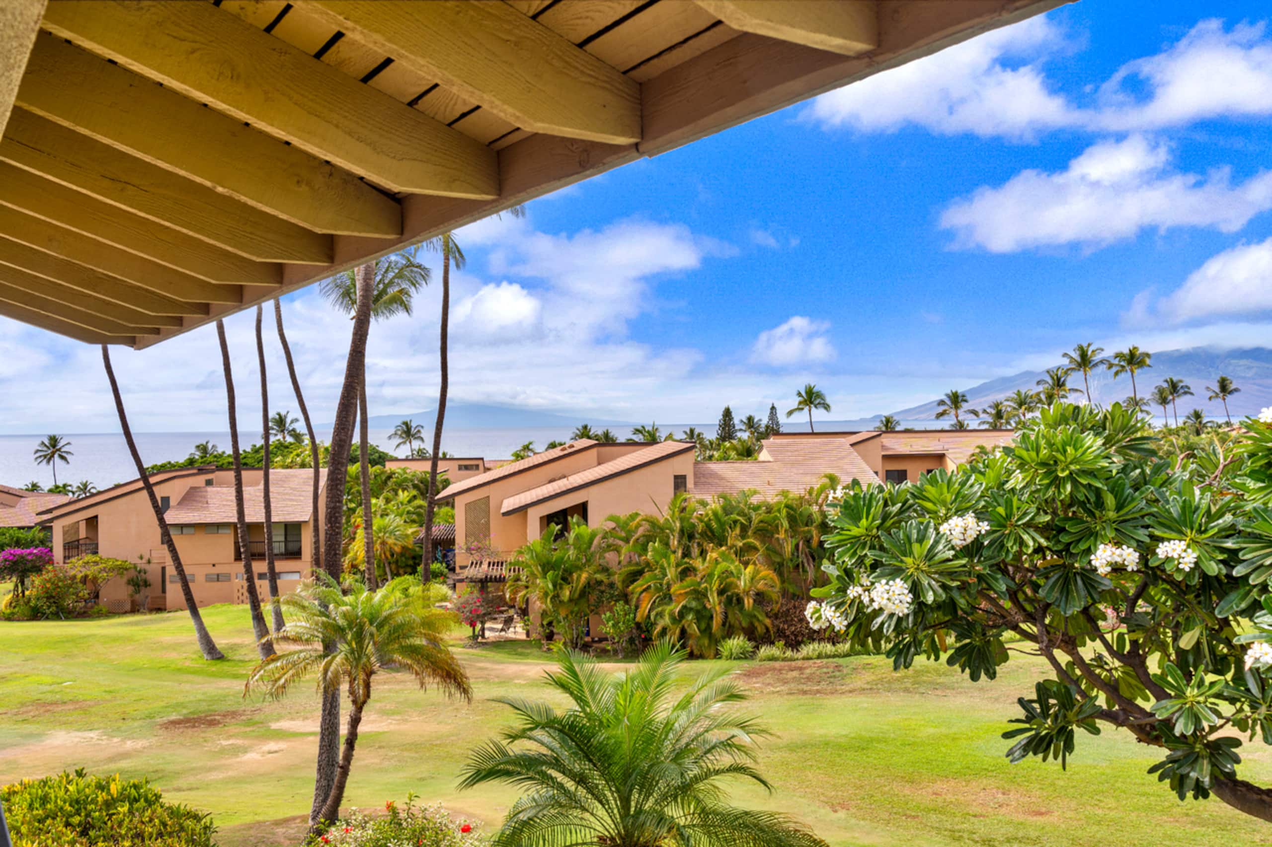 Wailea Ekahi Ocean View Studio! - Image 12