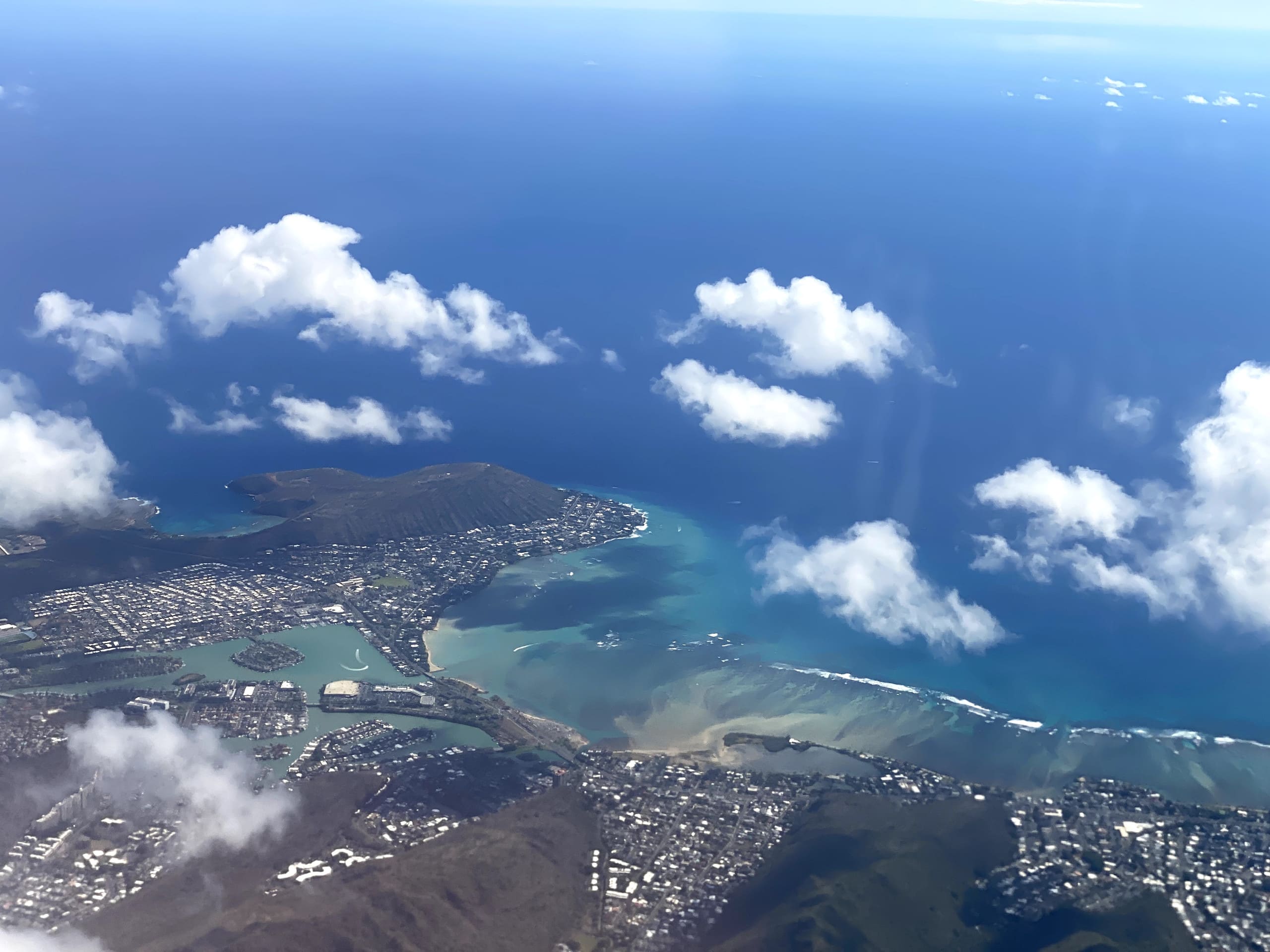 2BR Waikiki Condo • Ocean & City Views+Parking - Image 32