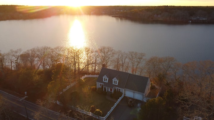 Modern Lakefront Vacation Home With Dock & Views! - Great Herring Pond, MA