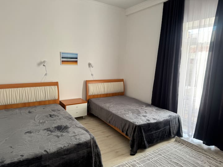 საძინებელი 1