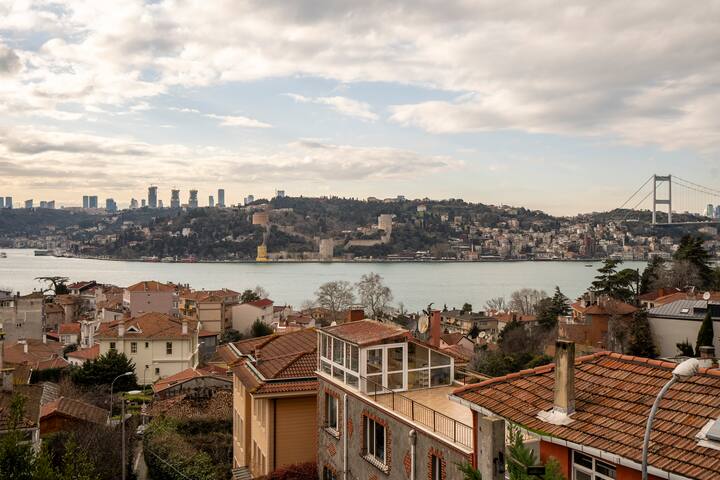 Anadolu Hisarı Timeless Mansion w/ Bosphorus View gallery image 5