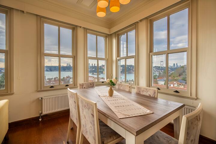 Anadolu Hisarı Timeless Mansion w/ Bosphorus View gallery image 4