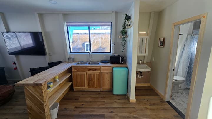Downtown +Hot Breakfast+great Location+pets Ok - Mammoth Lakes